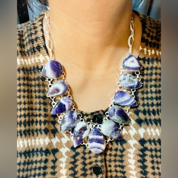 Beautiful Almond Shape Chevron Amethyst Necklace - Picture 12 of 12